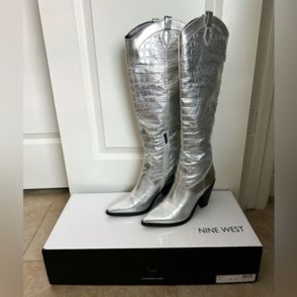 Silver Nine West Kliva Western Croc Cowgirl Boots - Picture 2 of 2